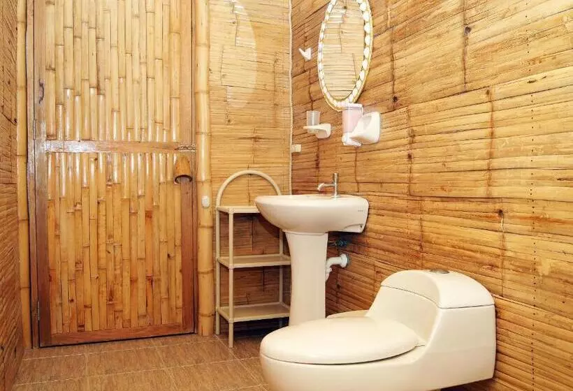 تختخواب و صبحانه Aquamarinn