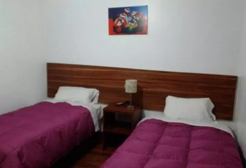 تختخواب و صبحانه Inka's Rest Hostel