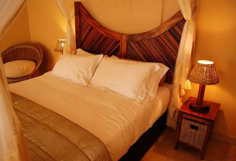 Golden Sands Apartments By Sol Resorts