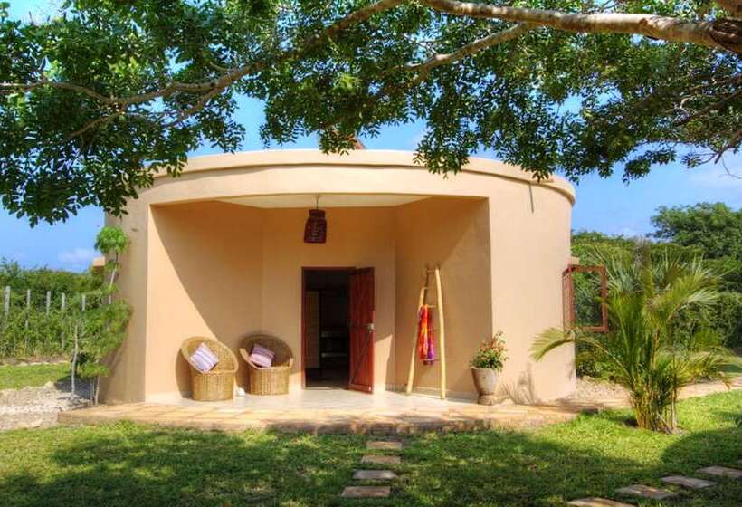 Golden Sands Apartments By Sol Resorts