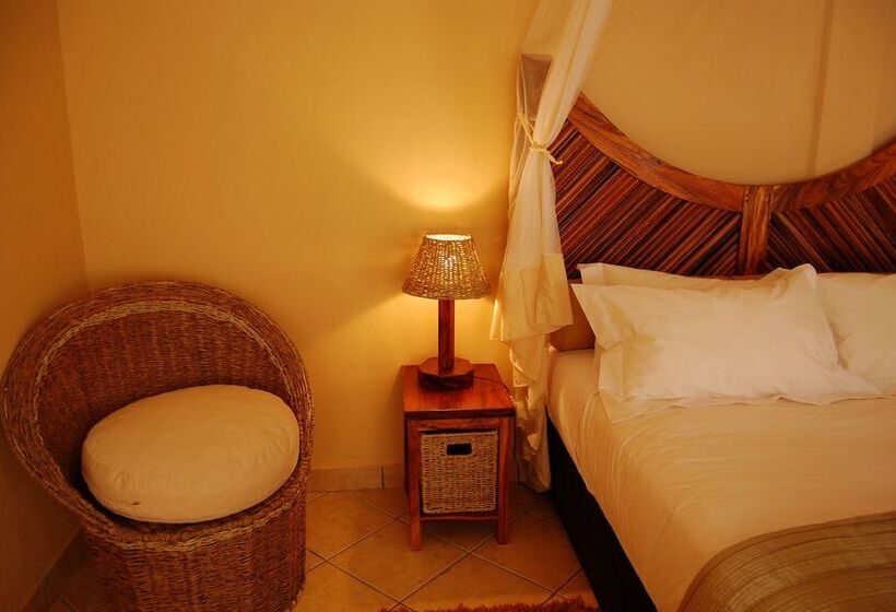 Golden Sands Apartments By Sol Resorts