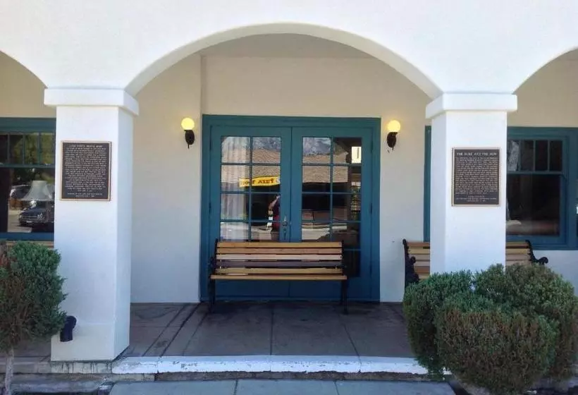 Hotelli Historic Dow