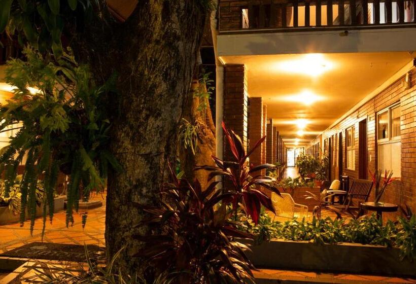 בית מלון כפרי Camoruco