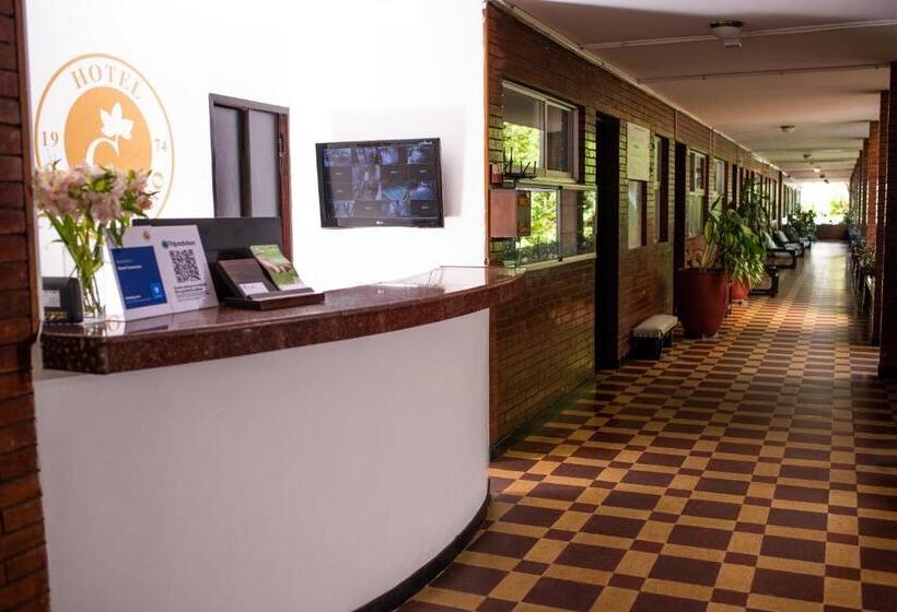 בית מלון כפרי Camoruco