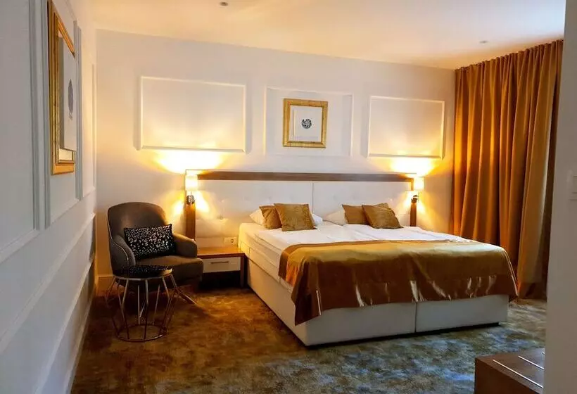 Hotel Corner