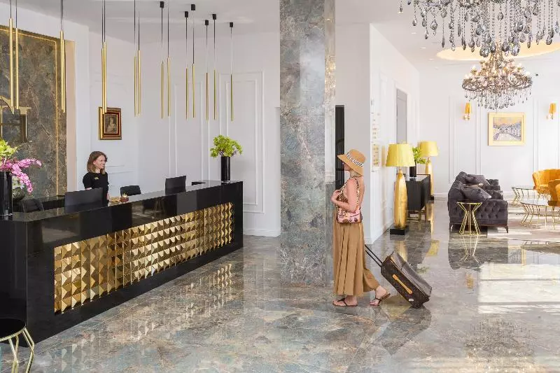 Hotel Corner
