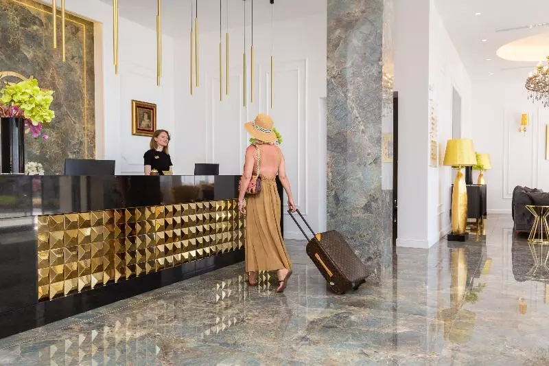 Hotel Corner
