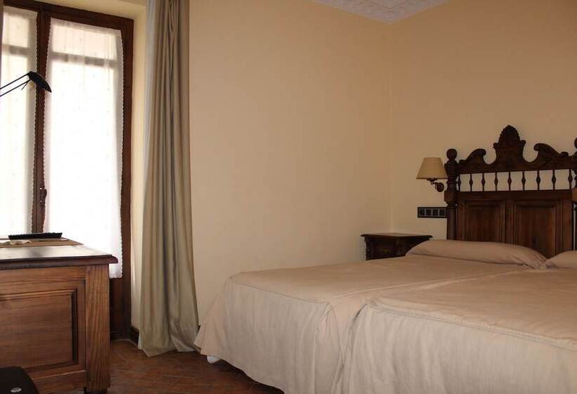 هتل El Palacete Del Corregidor