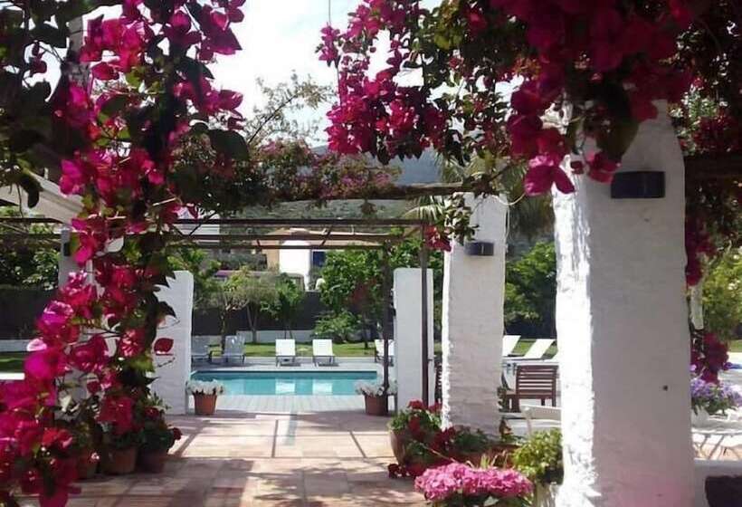 فندق Boutique Horta D En Rahola