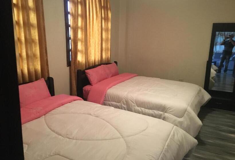 בית מלון כפרי Krone