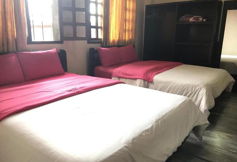 בית מלון כפרי Krone