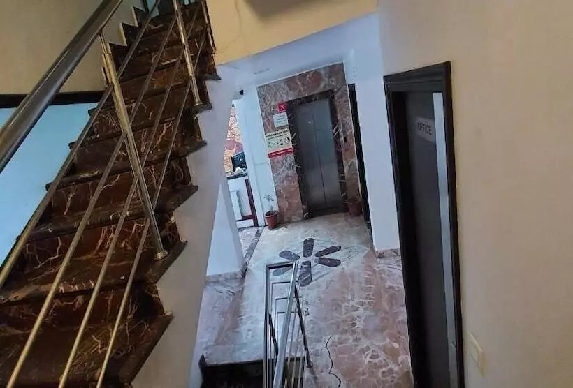 هتل Laxmi Villa Palace
