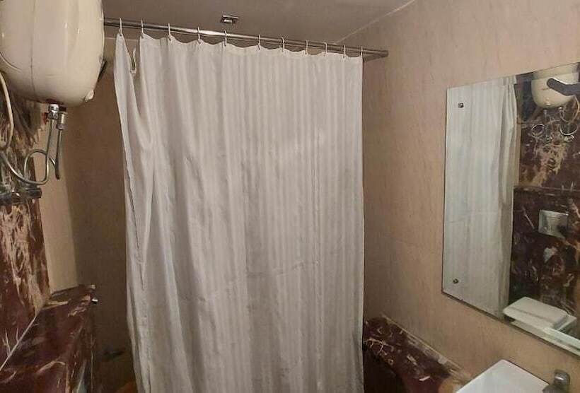 בית מלון כפרי Laxmi Villa Palace