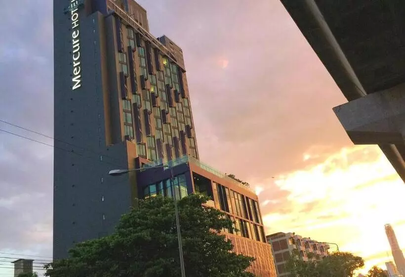 Hotelli Mercure Bangkok Makkasan