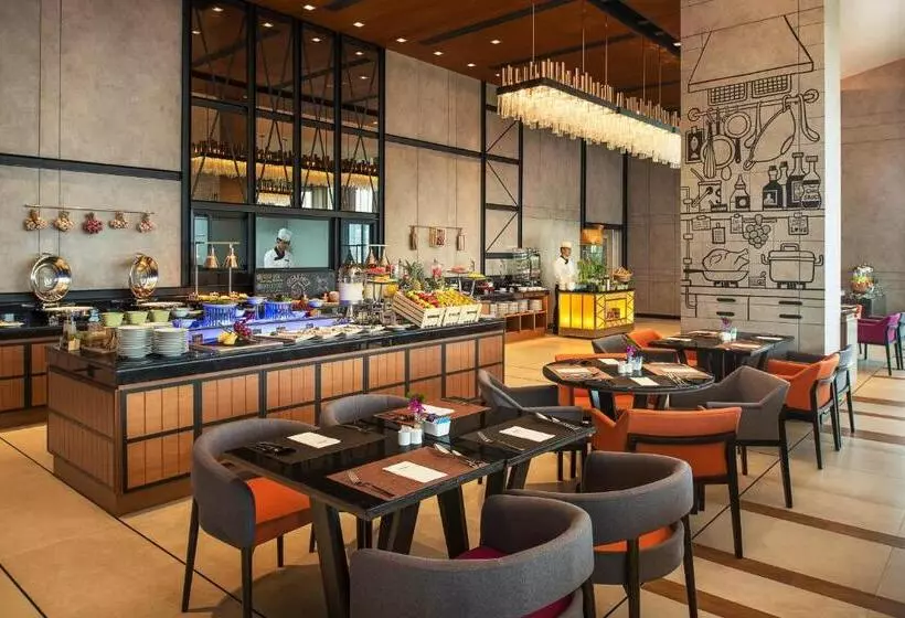 Hotelli Mercure Bangkok Makkasan