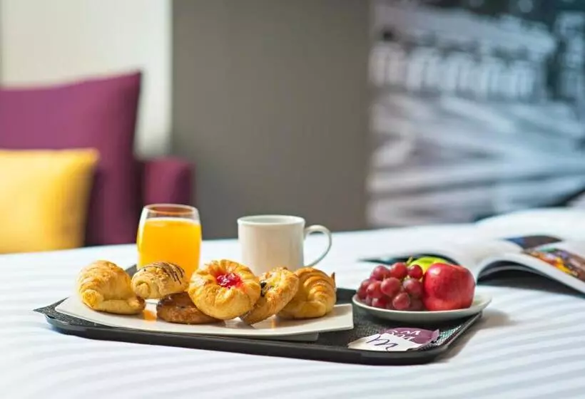 Hotelli Mercure Bangkok Makkasan