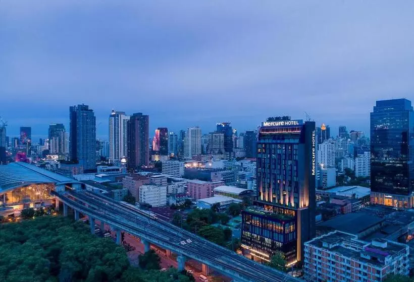Hotelli Mercure Bangkok Makkasan