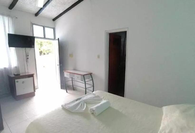 Hotelli Miami En Melgar