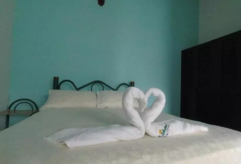 Hotelli Miami En Melgar