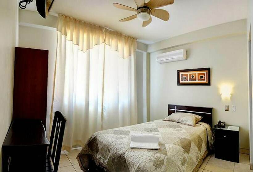 هتل Rivera Del Rio