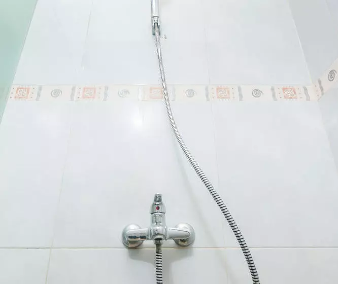ホテル Zen Rooms Denpasar Mertasari