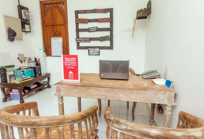 ホテル Zen Rooms Denpasar Mertasari