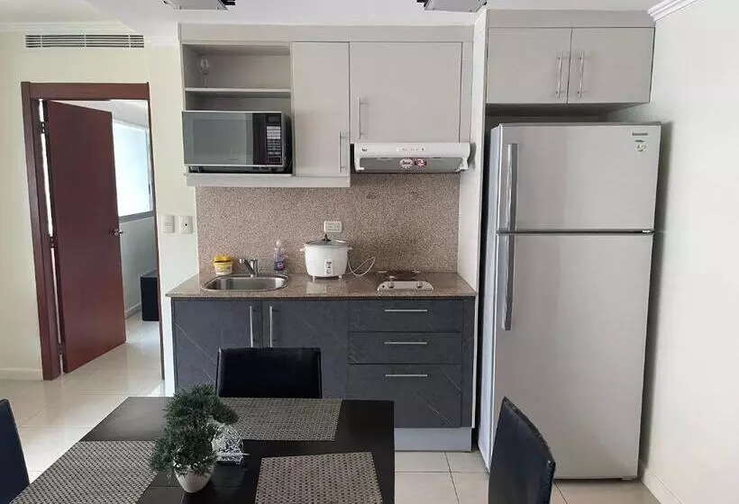 Suite Riverfront Puerto Santa Ana