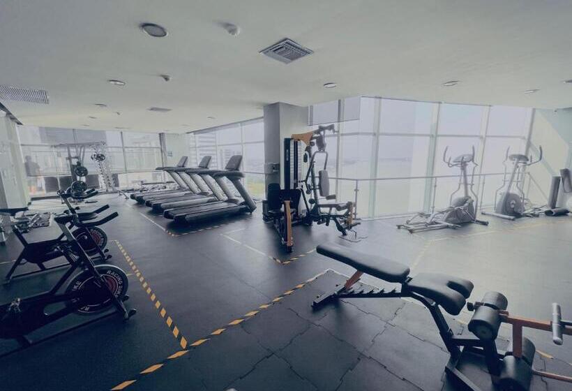 Suite Riverfront Puerto Santa Ana