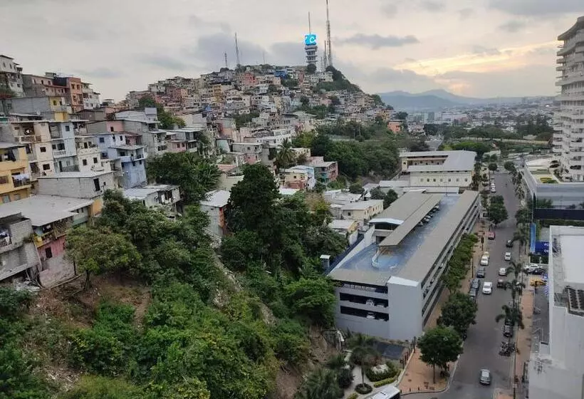 Suite Riverfront Puerto Santa Ana