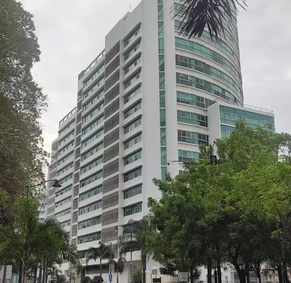 Suite Riverfront Puerto Santa Ana