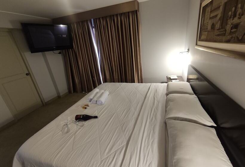 Inti Llaqta Hotel & Suites