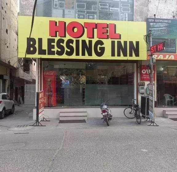 Hotelli Blessing Inn