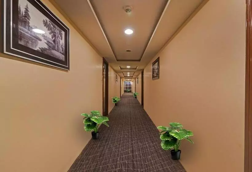 ホテル Super Townhouse Anna Salai