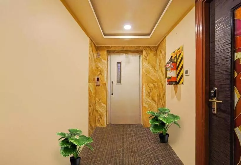 ホテル Super Townhouse Anna Salai