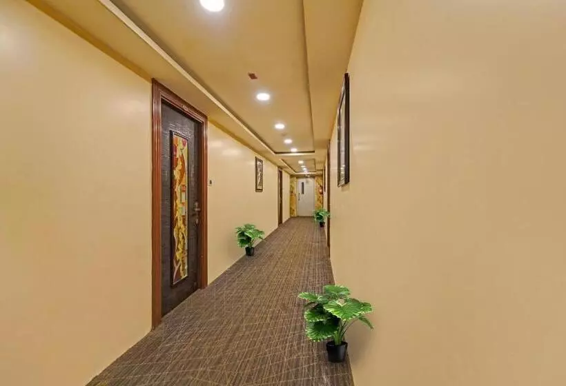 ホテル Super Townhouse Anna Salai