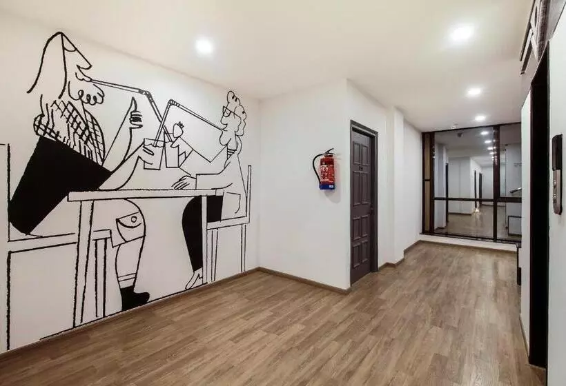 ホテル Super Townhouse Anna Salai