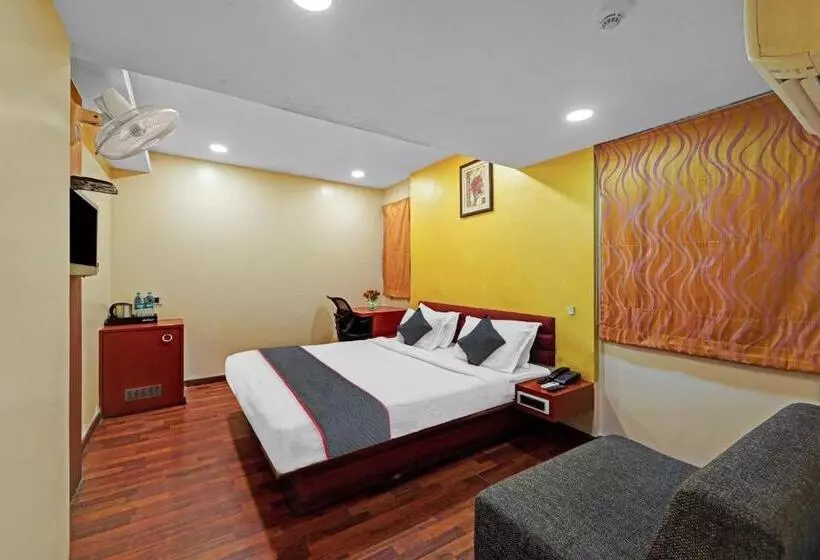 ホテル Super Townhouse Anna Salai