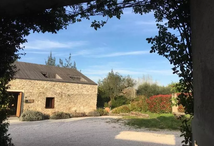Hotelli Acquavilla