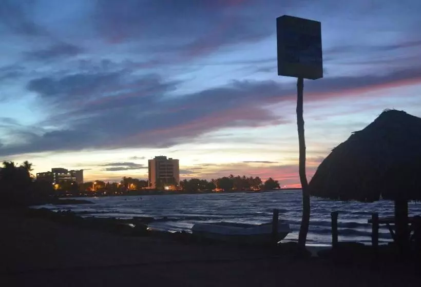 ホテル Costa Mar Coveñas