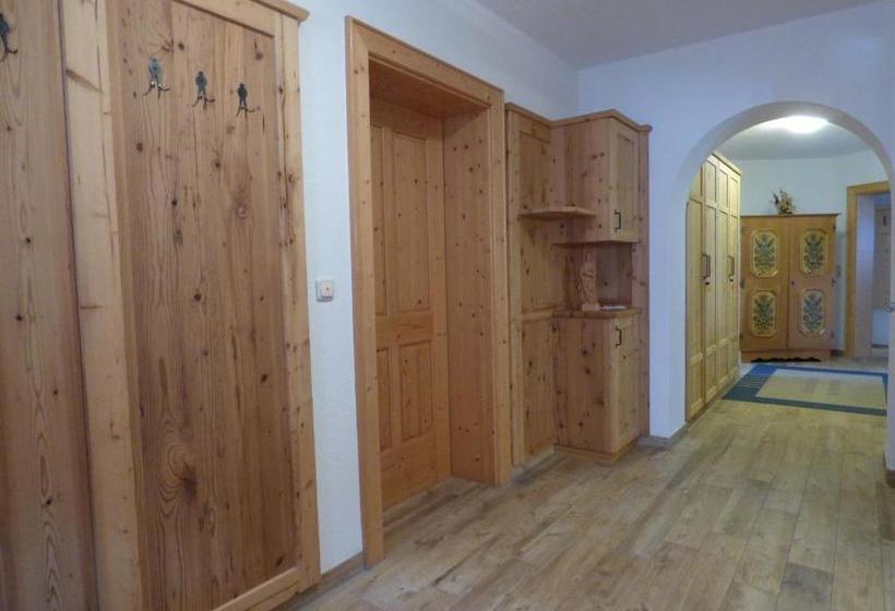 ホテル Ferienhaus Veider