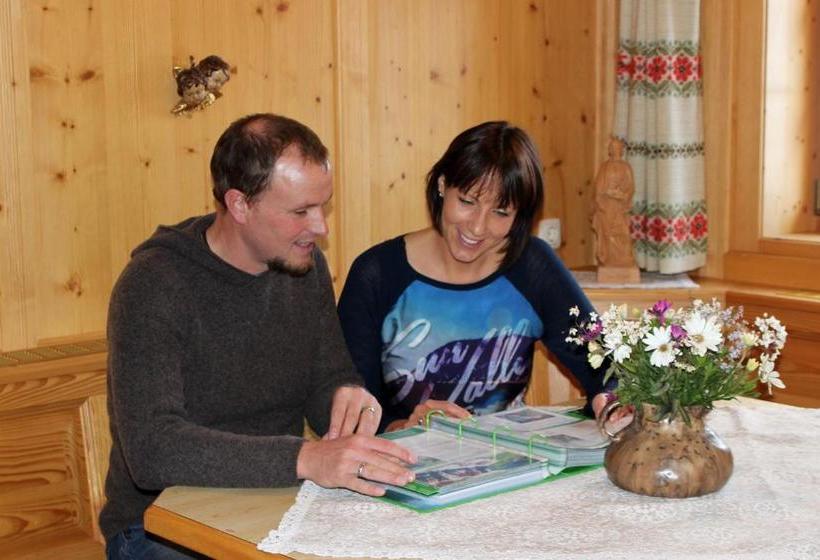 ホテル Ferienhaus Veider