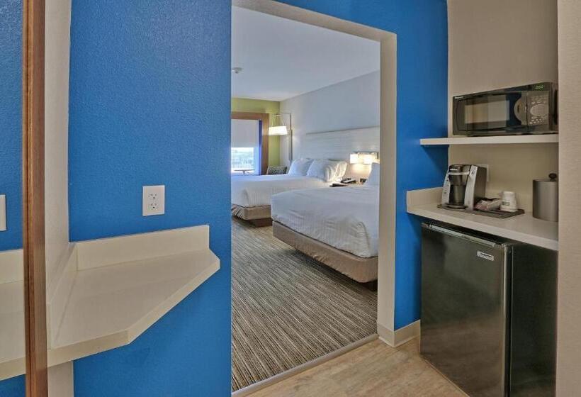 ホテル Holiday Inn Express & Suites   Roswell, An Ihg