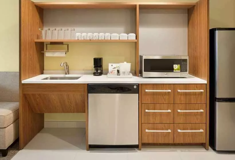 ホテル Home2 Suites By Hilton Middleburg Heights Cleveland