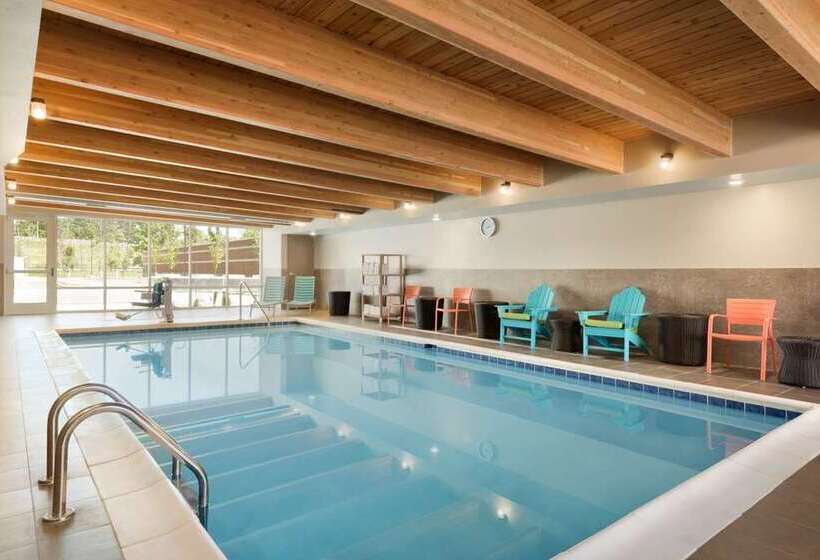 ホテル Home2 Suites By Hilton Middleburg Heights Cleveland