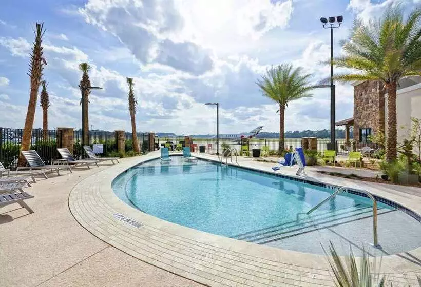 ホテル Home2 Suites By Hilton  St. Simons Island