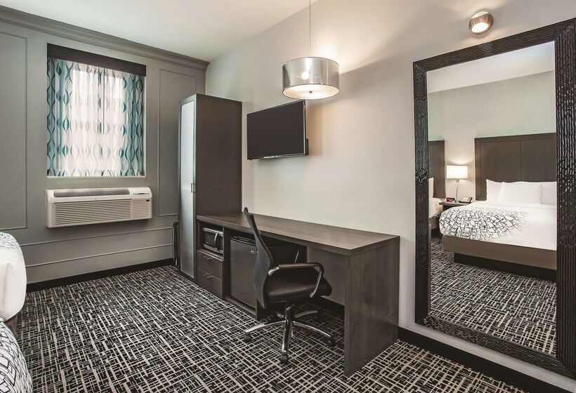 酒店 La Quinta Inn & Suites By Wyndham Baltimore Downtown