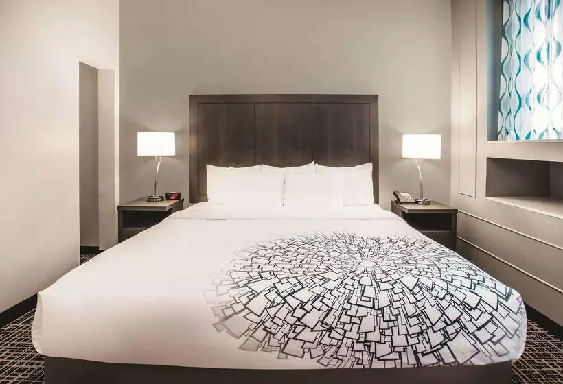 ホテル La Quinta Inn & Suites By Wyndham Baltimore Downtown