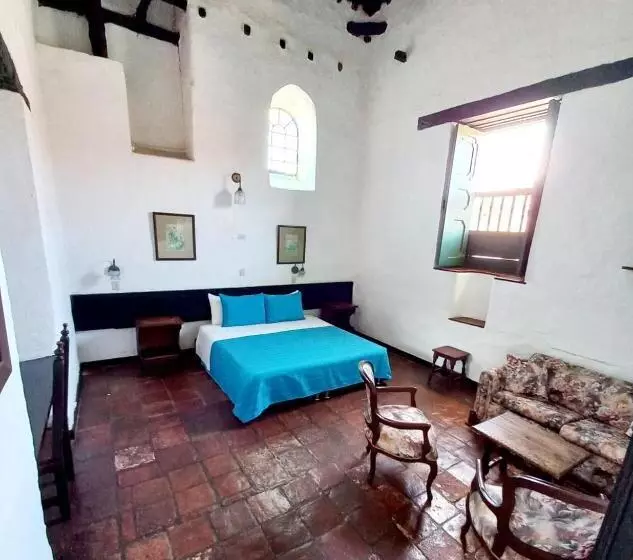 Hotelli Mision Santa Barbara Rnt 4799