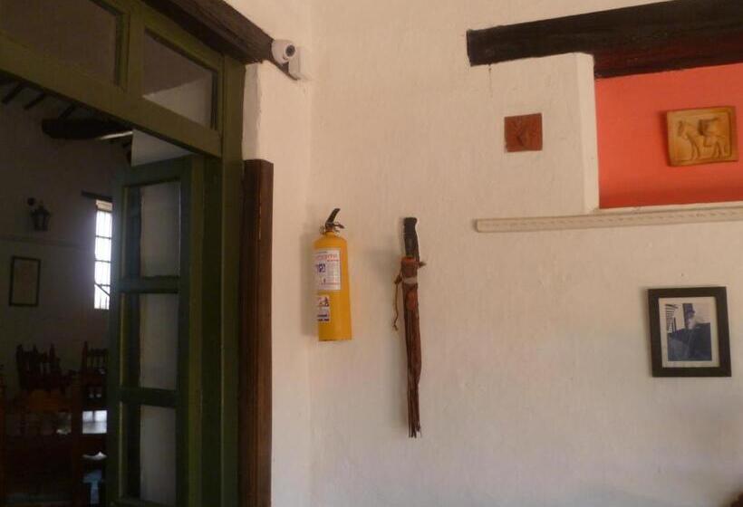 هتل Mision Santa Barbara Rnt 4799