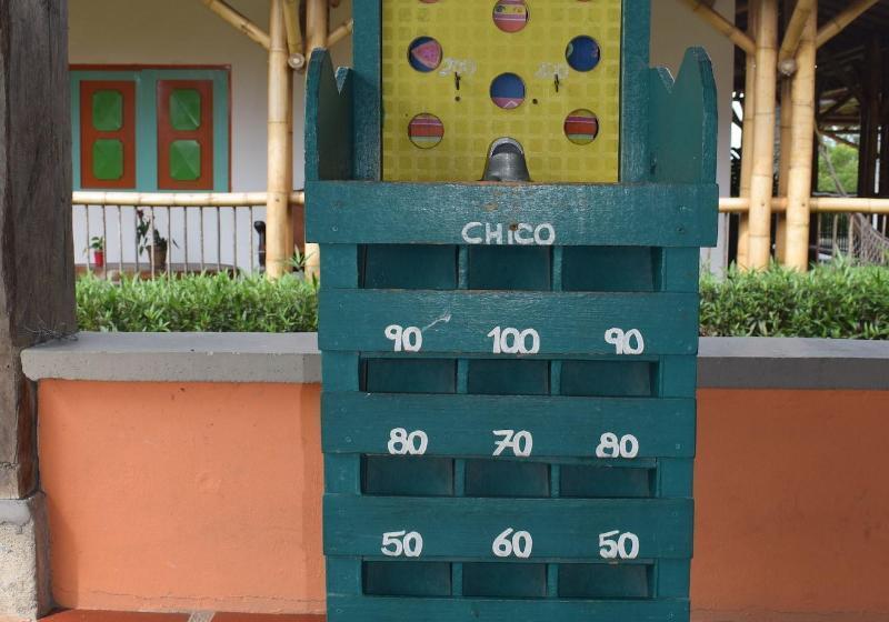 هتل Parque De Los Arrieros